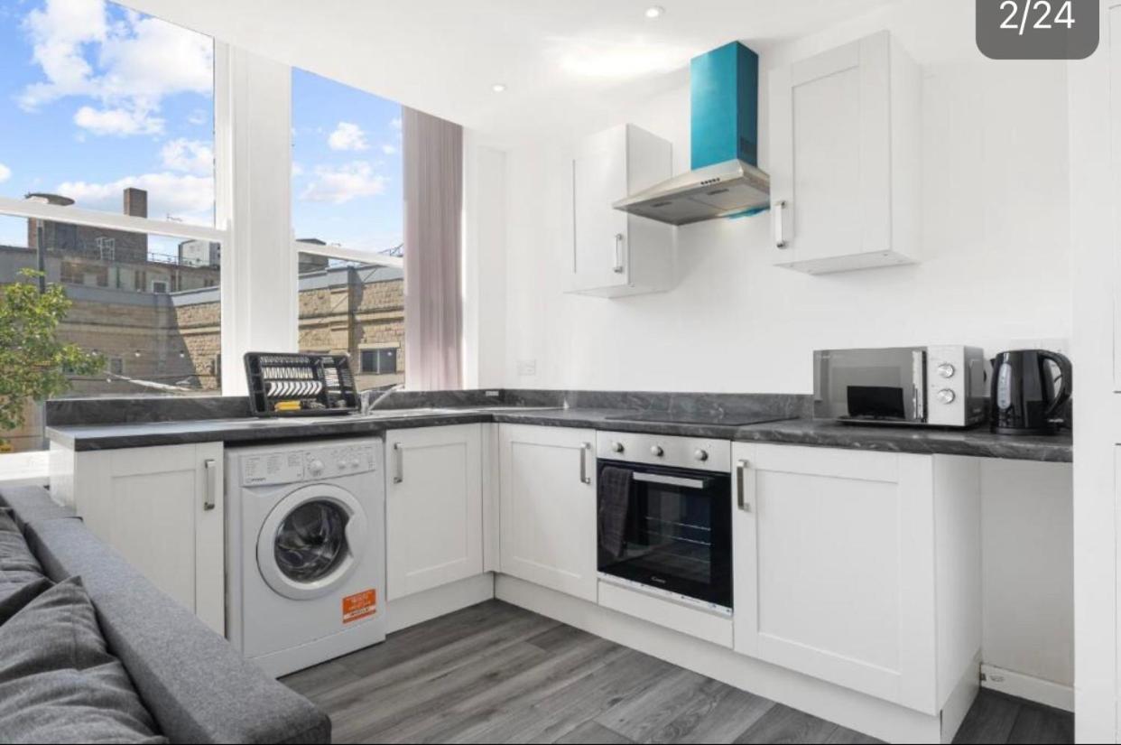 Amhc City Apartments Bradford City Centre One & Two Bedroom Apartments, 24 Hours Express Self Check In, Long Stay Contractors Welcome, Paid Parking Available Nearby Ngoại thất bức ảnh